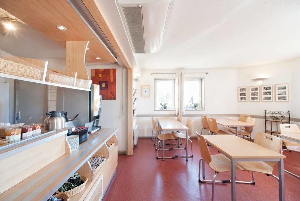 Hotel Restaurant Kyriad Direct Dijon Nord - Zenith - Toison D'Or Экстерьер фото