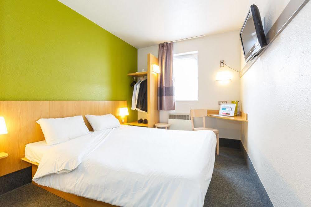 Hotel Restaurant Kyriad Direct Dijon Nord - Zenith - Toison D'Or Экстерьер фото